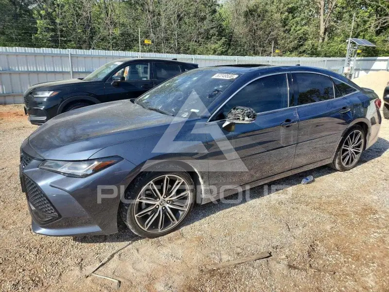 2022 Toyota AVALON фото