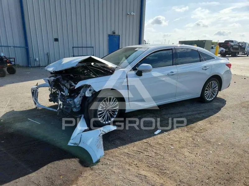 2022 Toyota AVALON фото