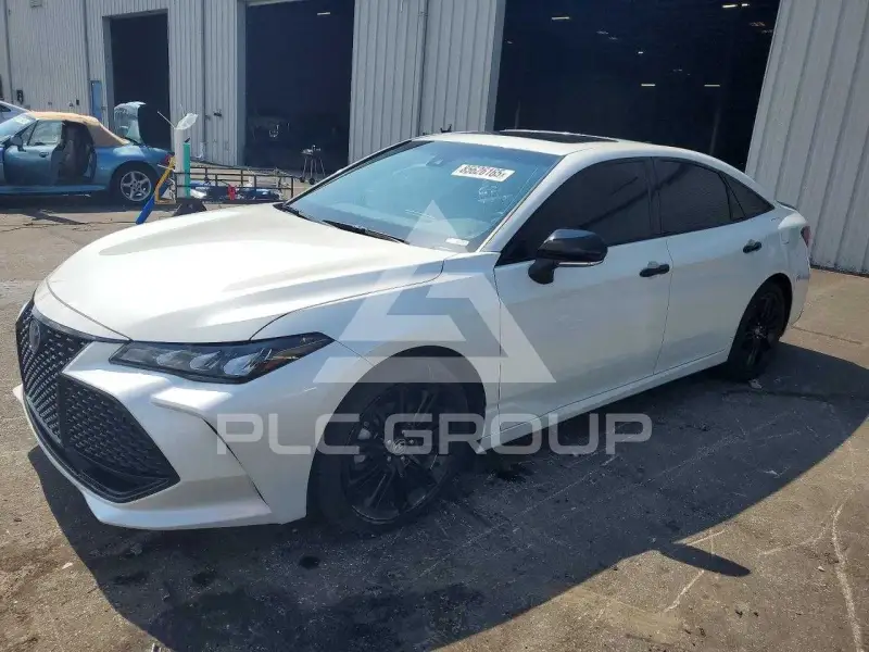 2022 Toyota AVALON photo