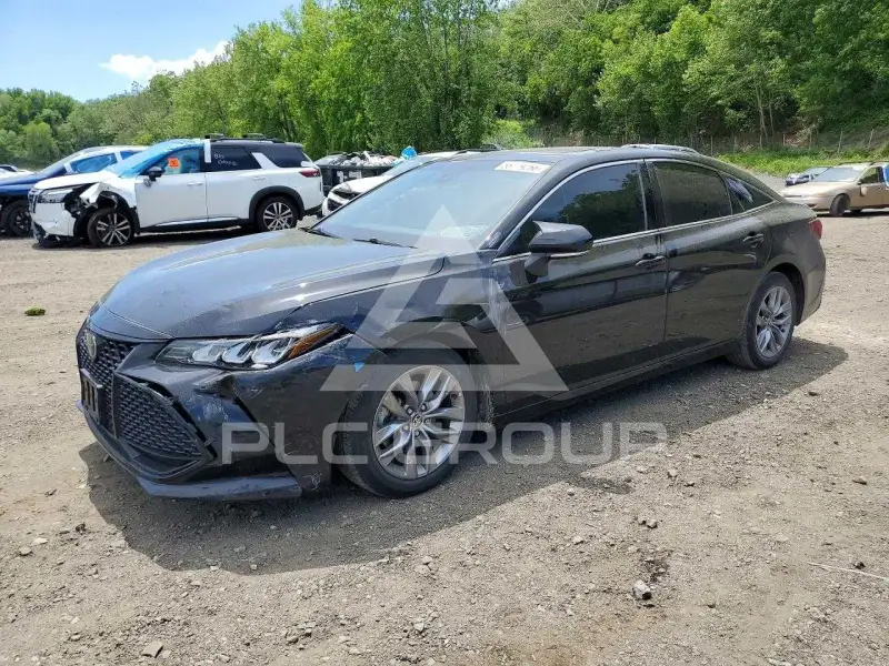 2022 Toyota AVALON фото