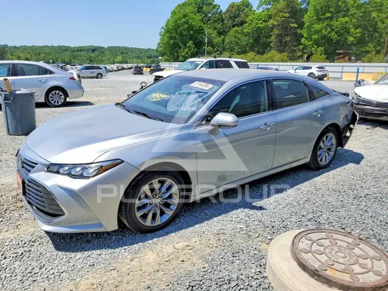 2022 Toyota AVALON фото