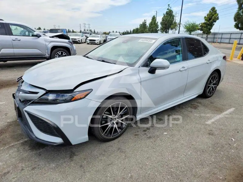 2022 Toyota CAMRY фото