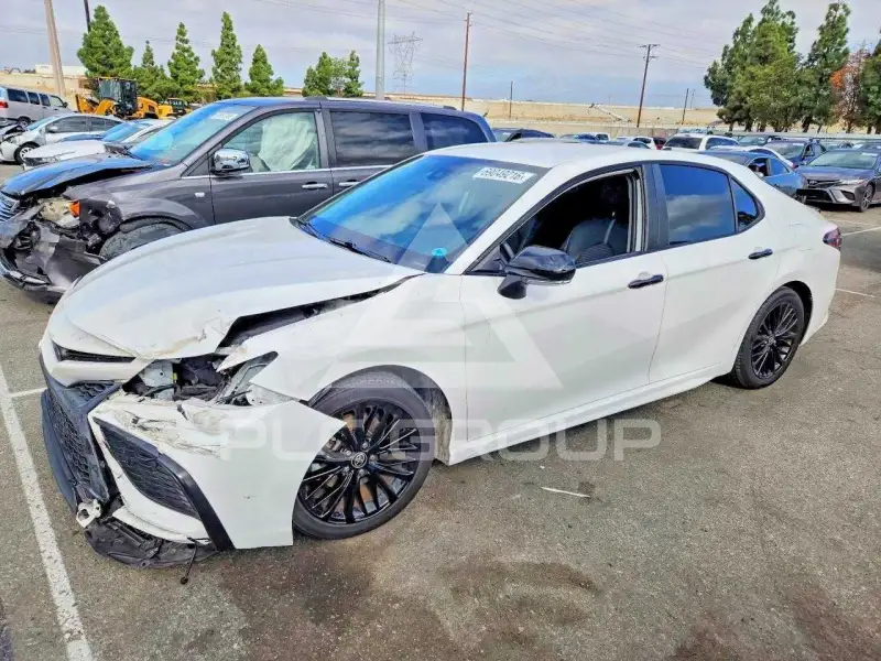 2022 Toyota CAMRY фото