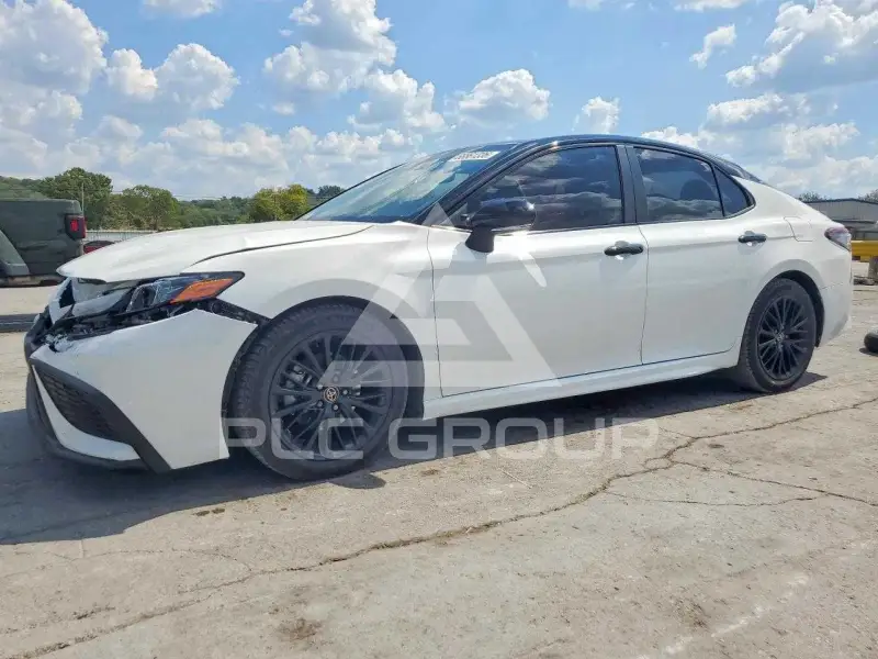 2022 Toyota CAMRY photo