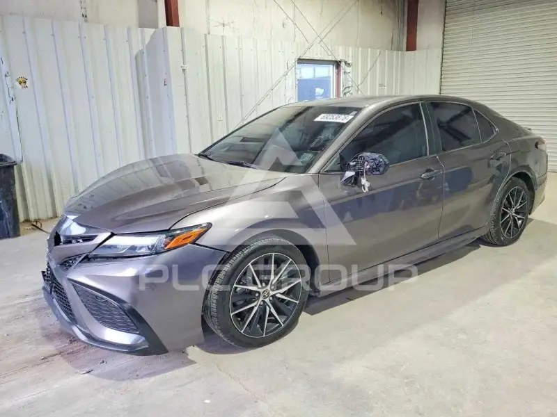 2022 Toyota CAMRY фото