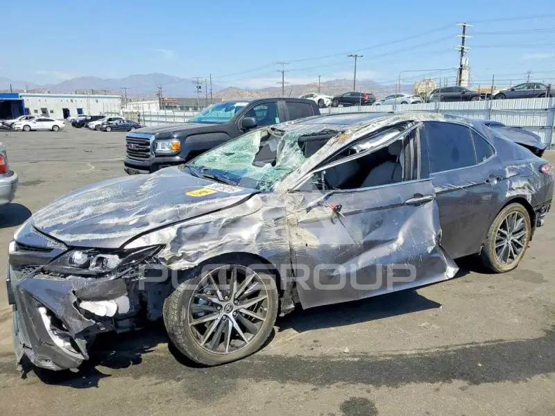 2022 Toyota CAMRY фото