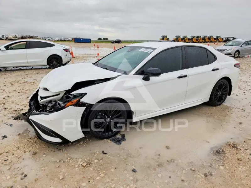 2022 Toyota CAMRY фото