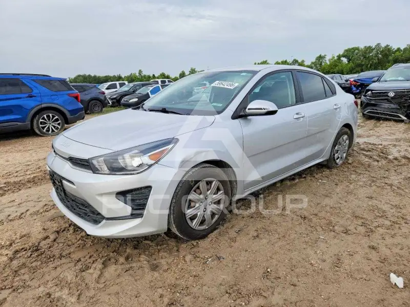 2022 KIA Rio фото