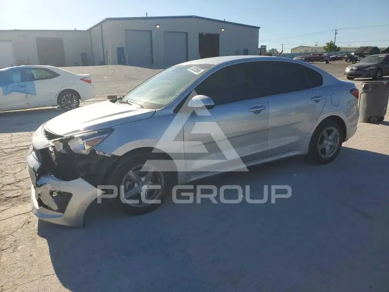 2022 KIA Rio photo