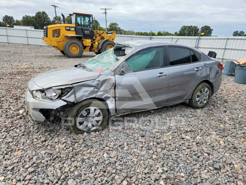 2022 KIA Rio фото