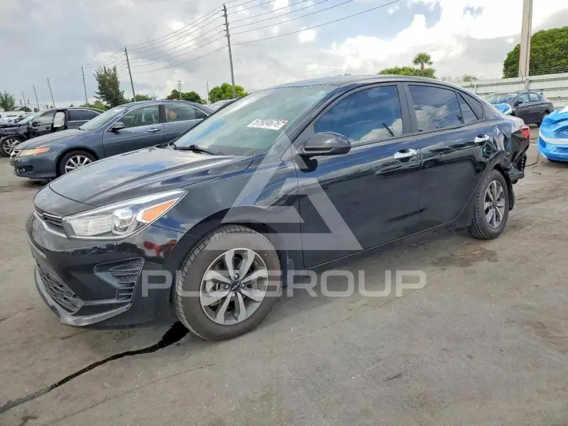 2022 KIA Rio photo