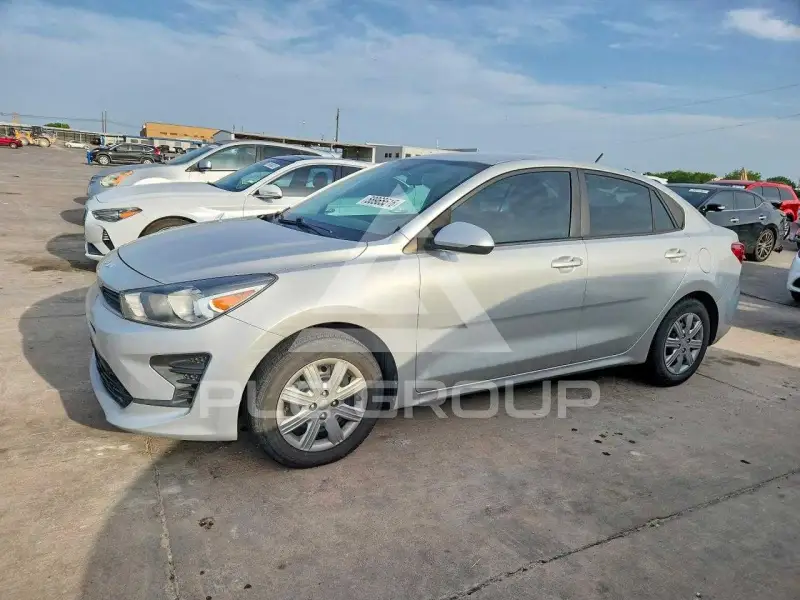 2022 KIA Rio фото