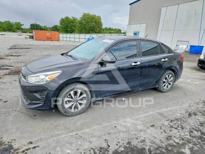 2022 KIA Rio фото