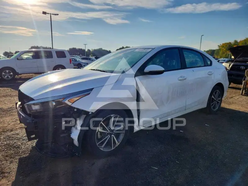 2022 KIA Forte фото