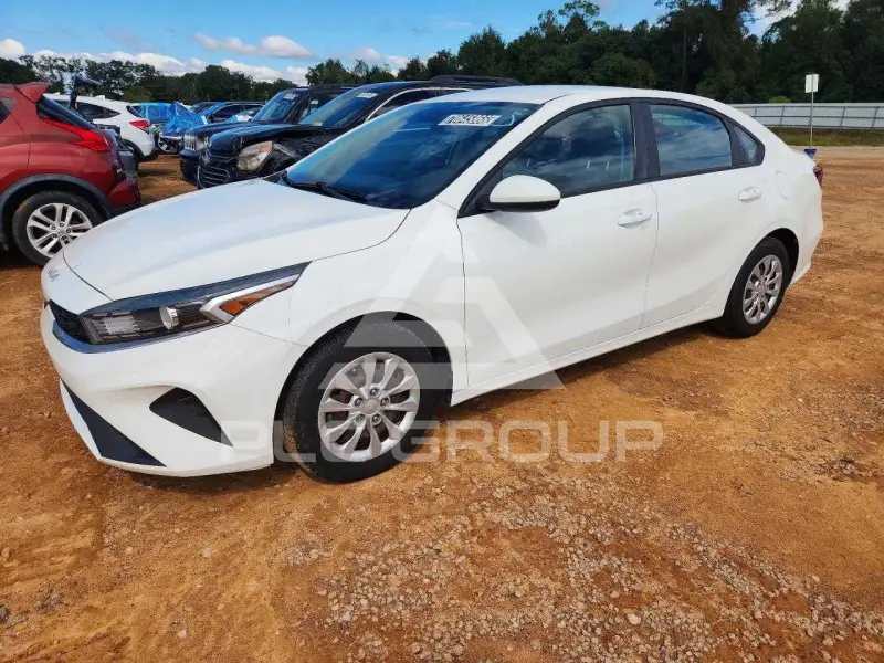 2022 KIA Forte фото