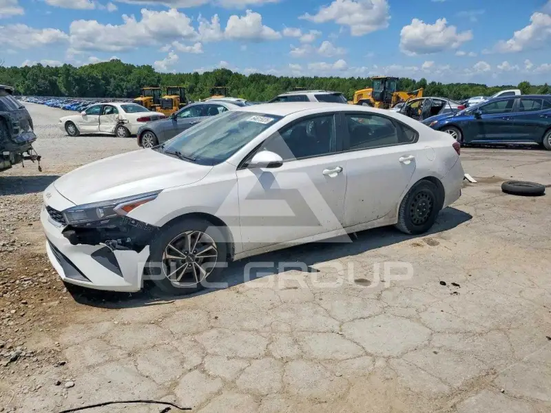 2022 KIA Forte photo