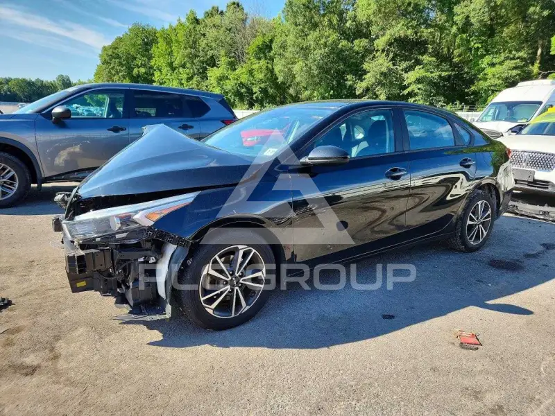2022 KIA Forte фото