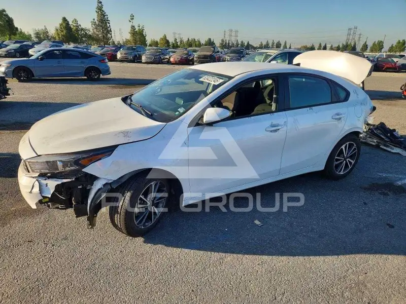 2022 KIA Forte photo