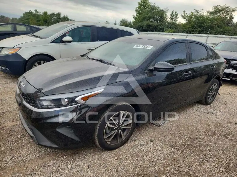 2022 KIA Forte photo