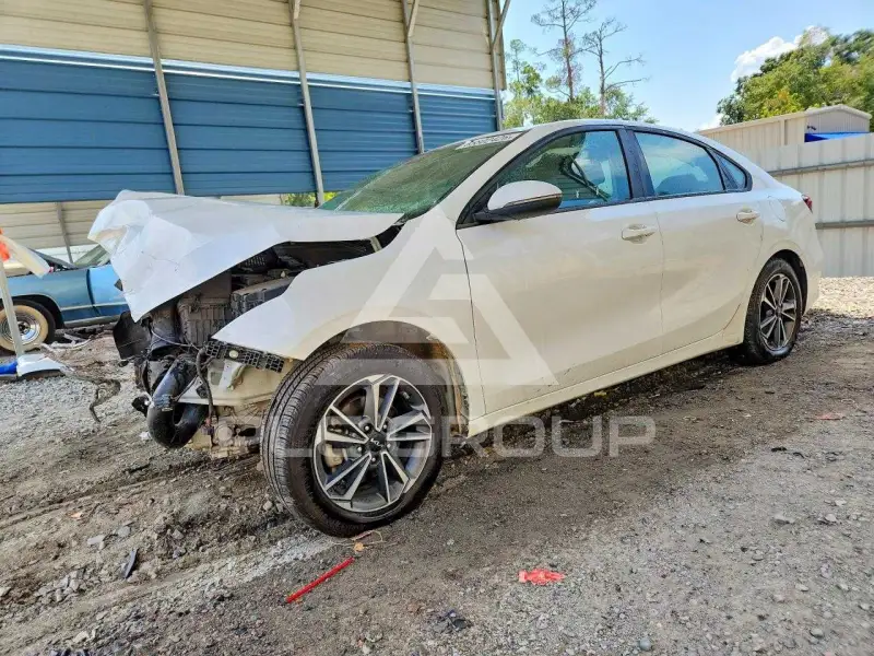 2022 KIA Forte фото