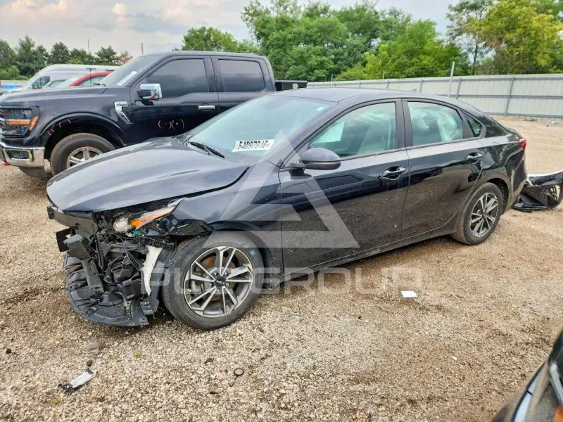 2022 KIA Forte photo