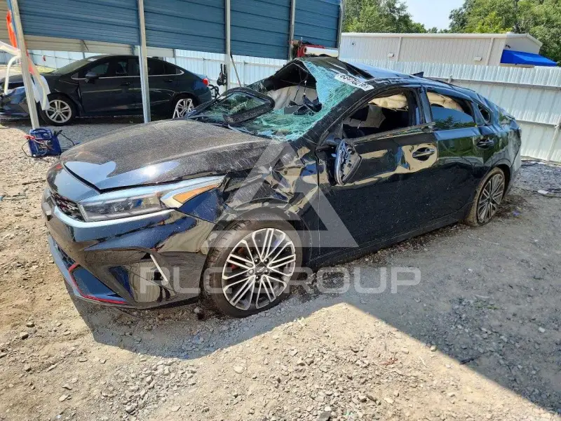 2022 KIA Forte фото