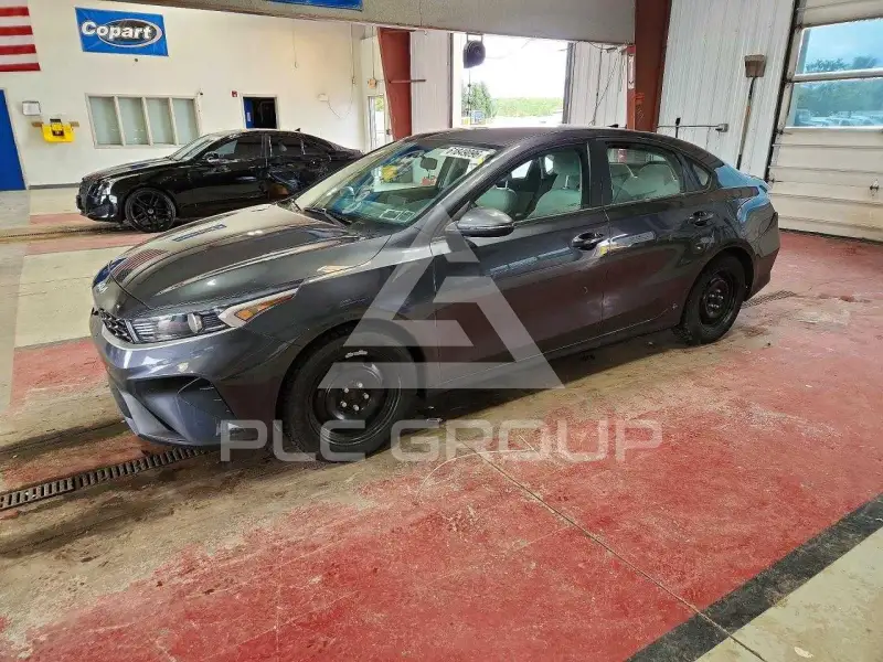 2022 KIA Forte photo