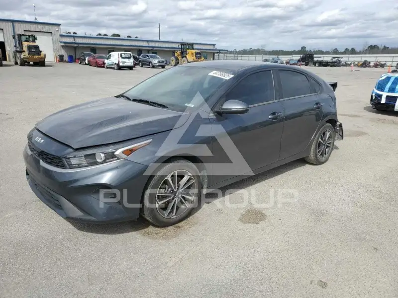 2022 KIA Forte фото
