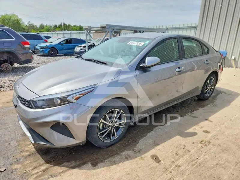 2022 KIA Forte фото