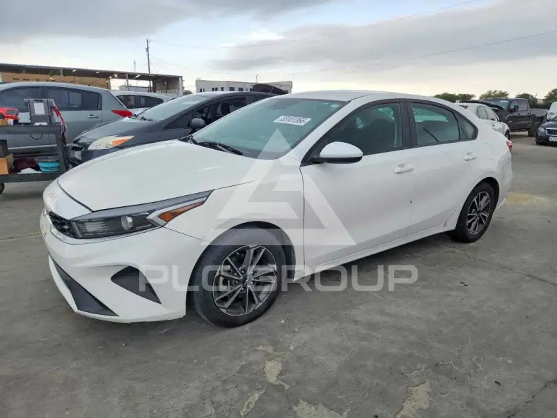 2022 KIA Forte photo