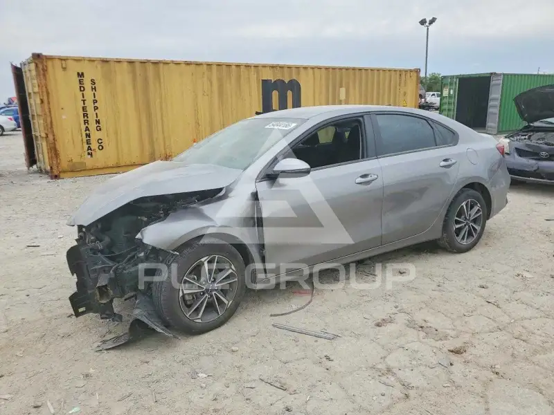2022 KIA Forte фото
