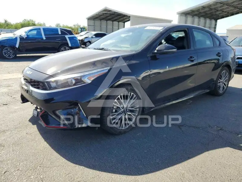 2022 KIA Forte фото