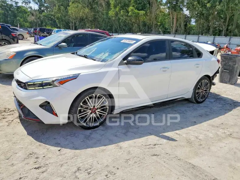 2022 KIA Forte photo