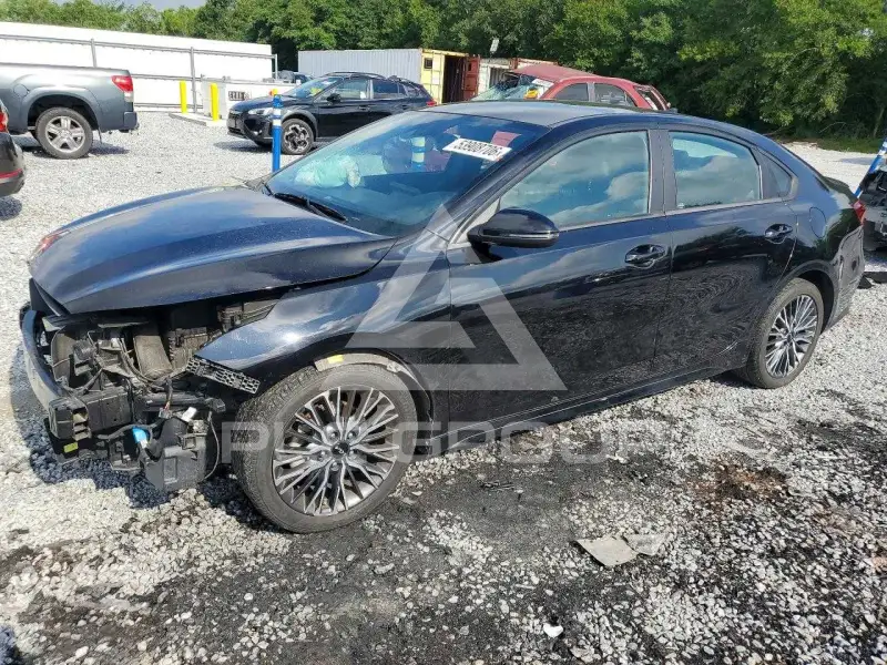2022 KIA Forte фото
