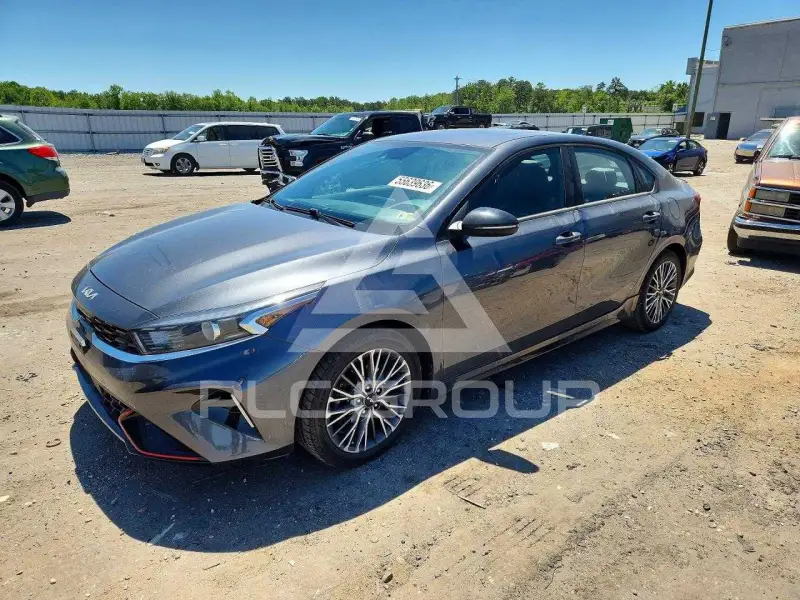 2022 KIA Forte photo