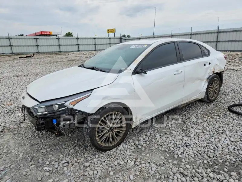 2022 KIA Forte фото