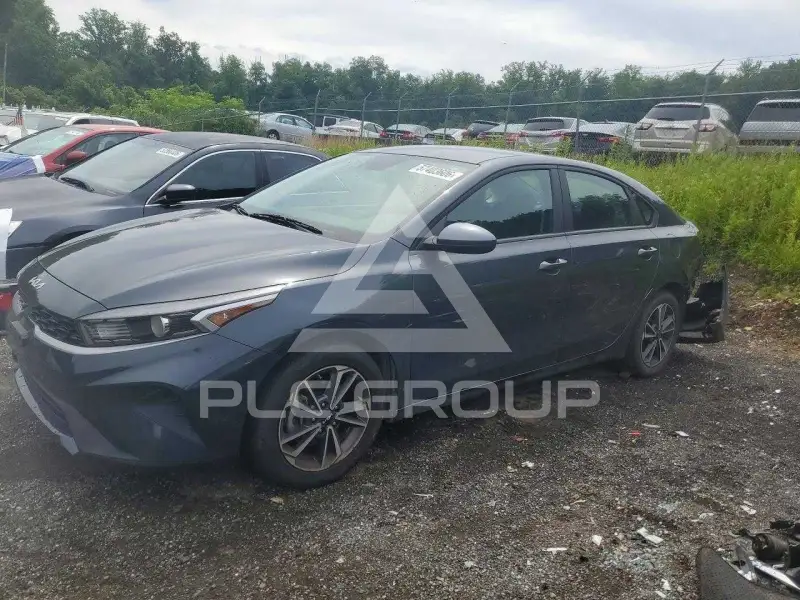 2022 KIA Forte фото