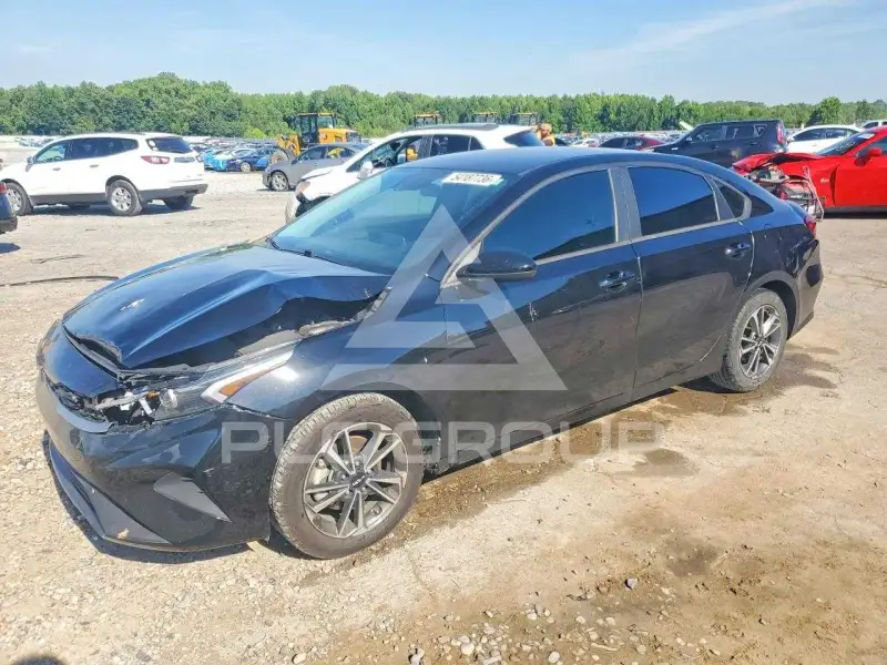 2022 KIA Forte фото