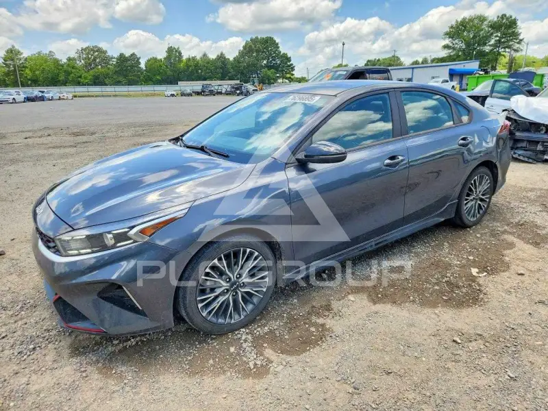 2022 KIA Forte photo