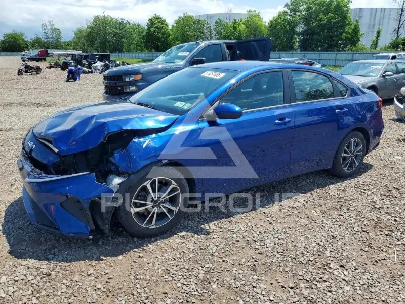 2022 KIA Forte фото