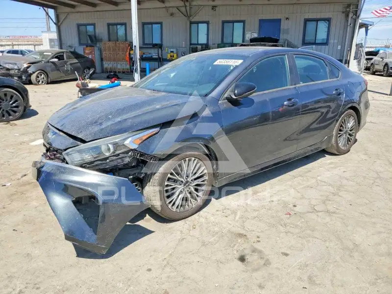 2022 KIA Forte фото