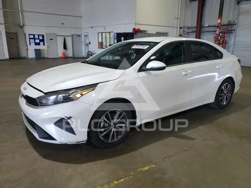 2022 KIA Forte фото