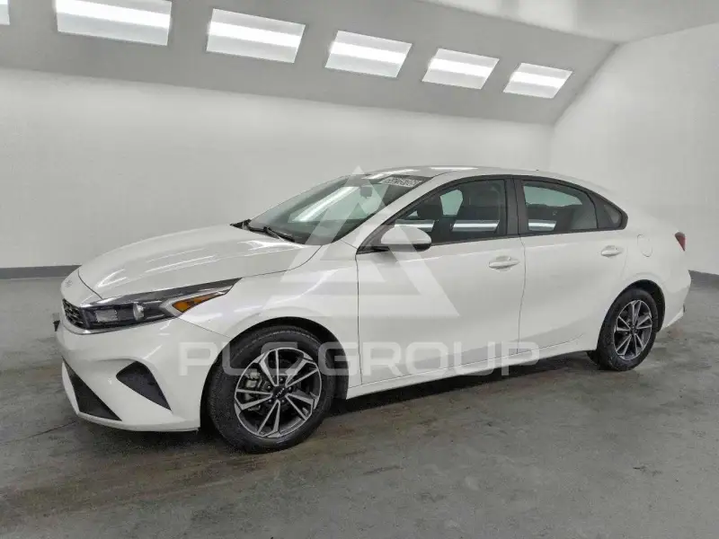 2022 KIA Forte фото