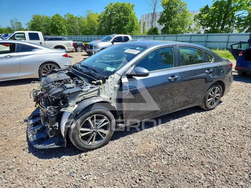 2022 KIA Forte фото