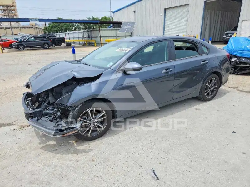 2022 KIA Forte фото