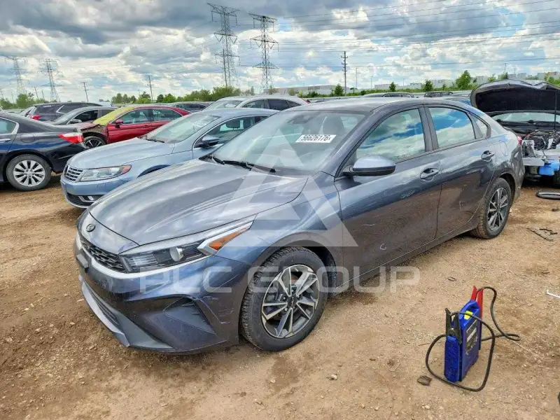 2022 KIA Forte фото