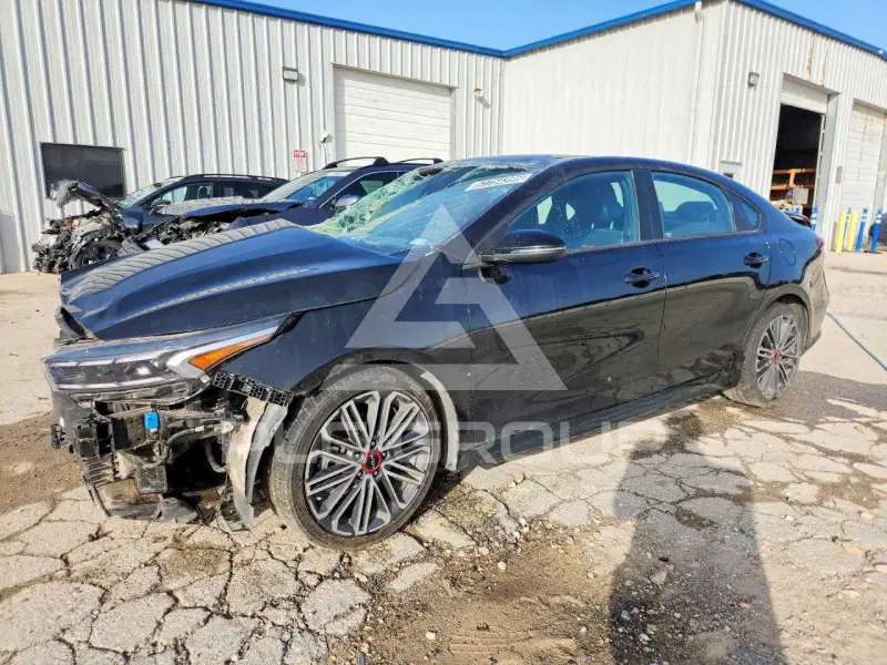 2022 KIA Forte фото