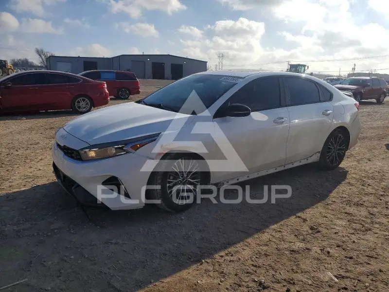 2022 KIA Forte фото