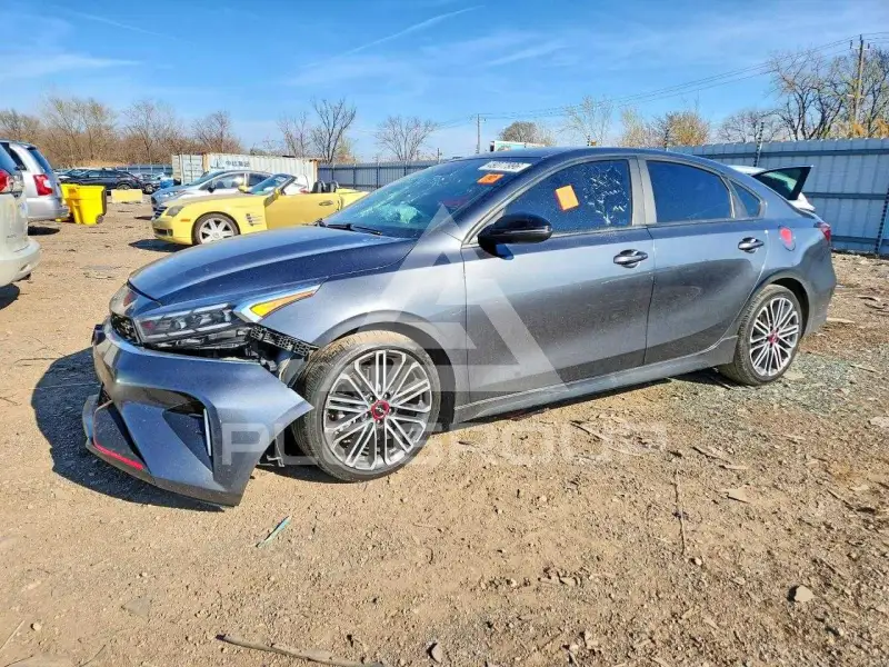 2022 KIA Forte фото