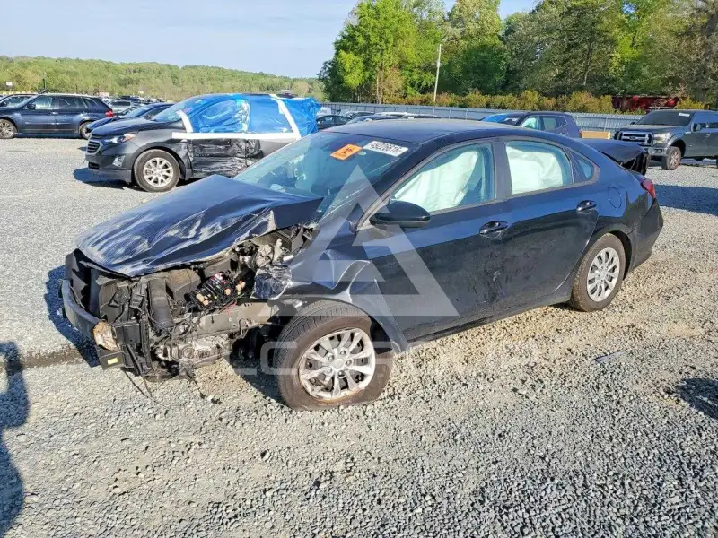 2022 KIA Forte фото